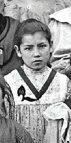LAURA VICUÑA - ORACIONES, MILAGROS, DÍA DE CONMEMORACIÓN, PEDIDOS Y ESTAMPITA